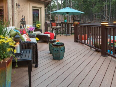 Deck-example-with-composite-decking-oct9